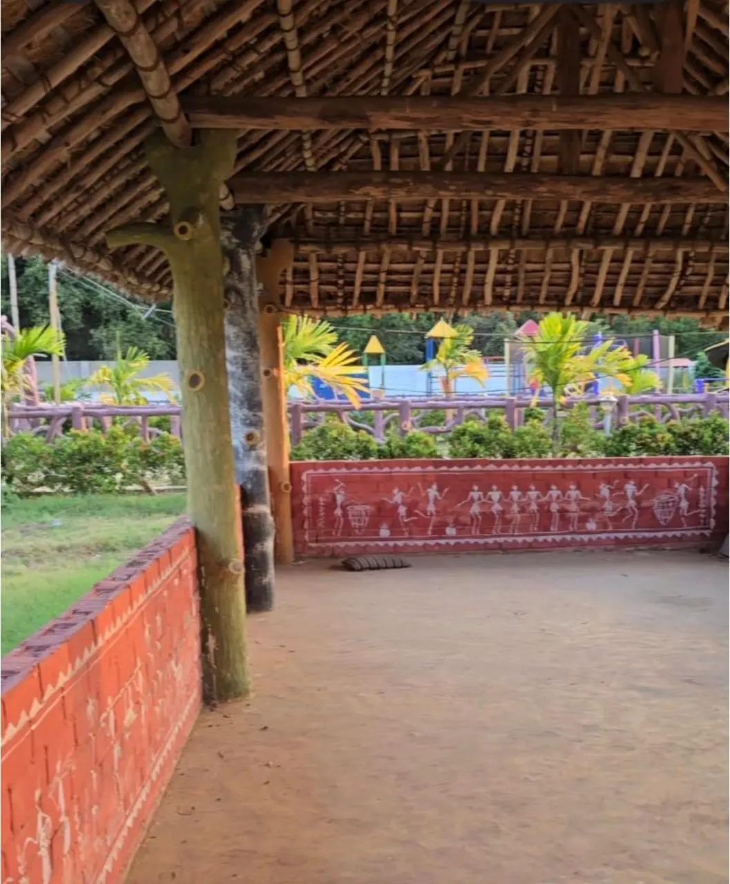 Panoramic Estate Horizon