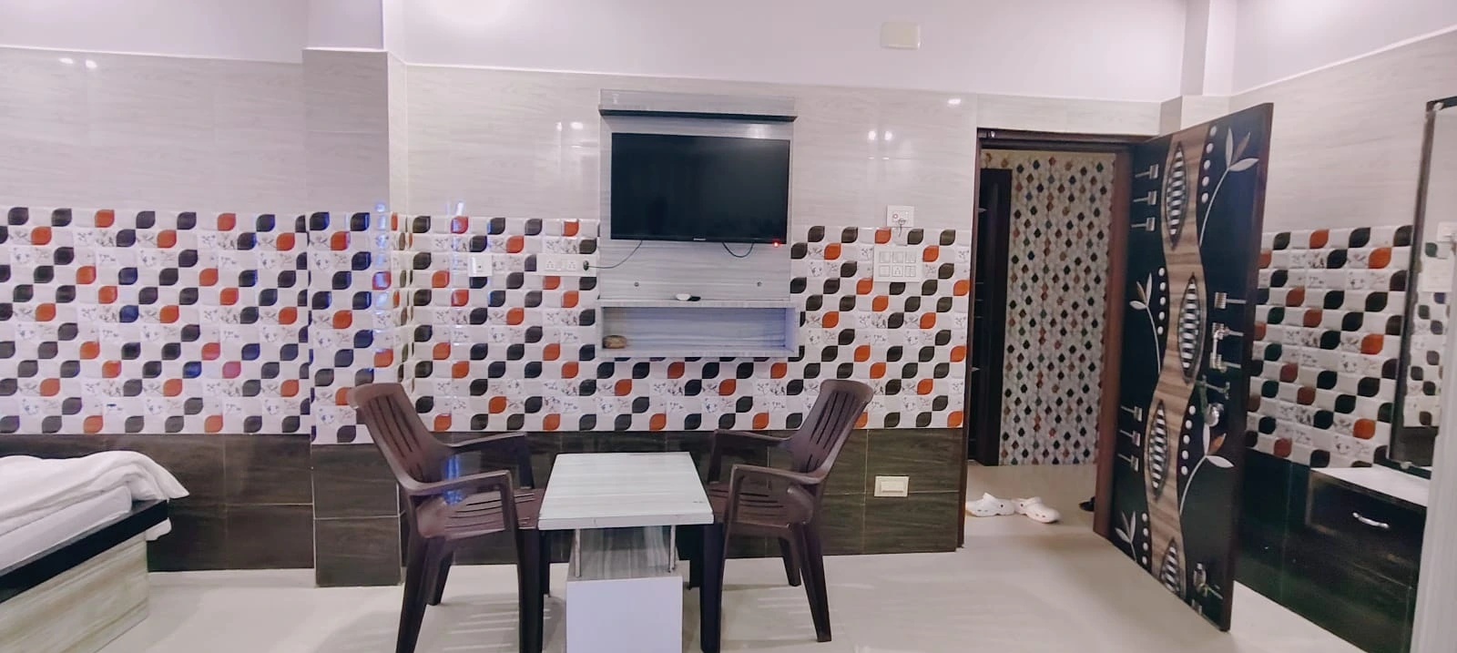 In-Room Seating Lounge